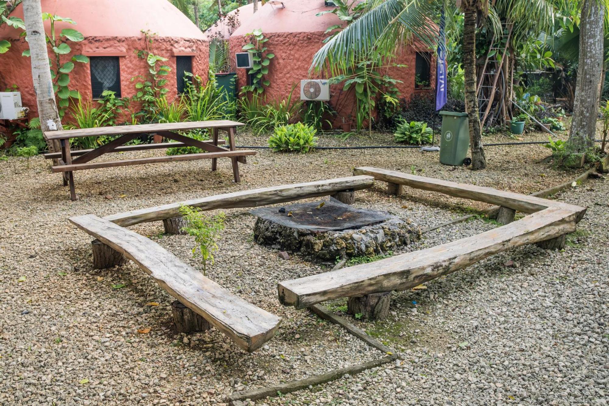 Panglao Chocolate Hills Hostel Eksteriør bilde